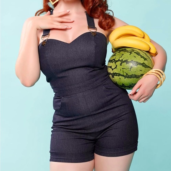 Collectif London Black Denim Overall Shorts, Sweetheart Neckline Pinup Playsuit - Picture 6 of 7